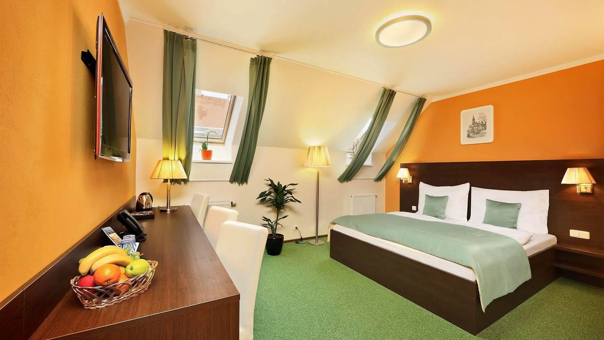 Martin Hotel Praga 3*,
